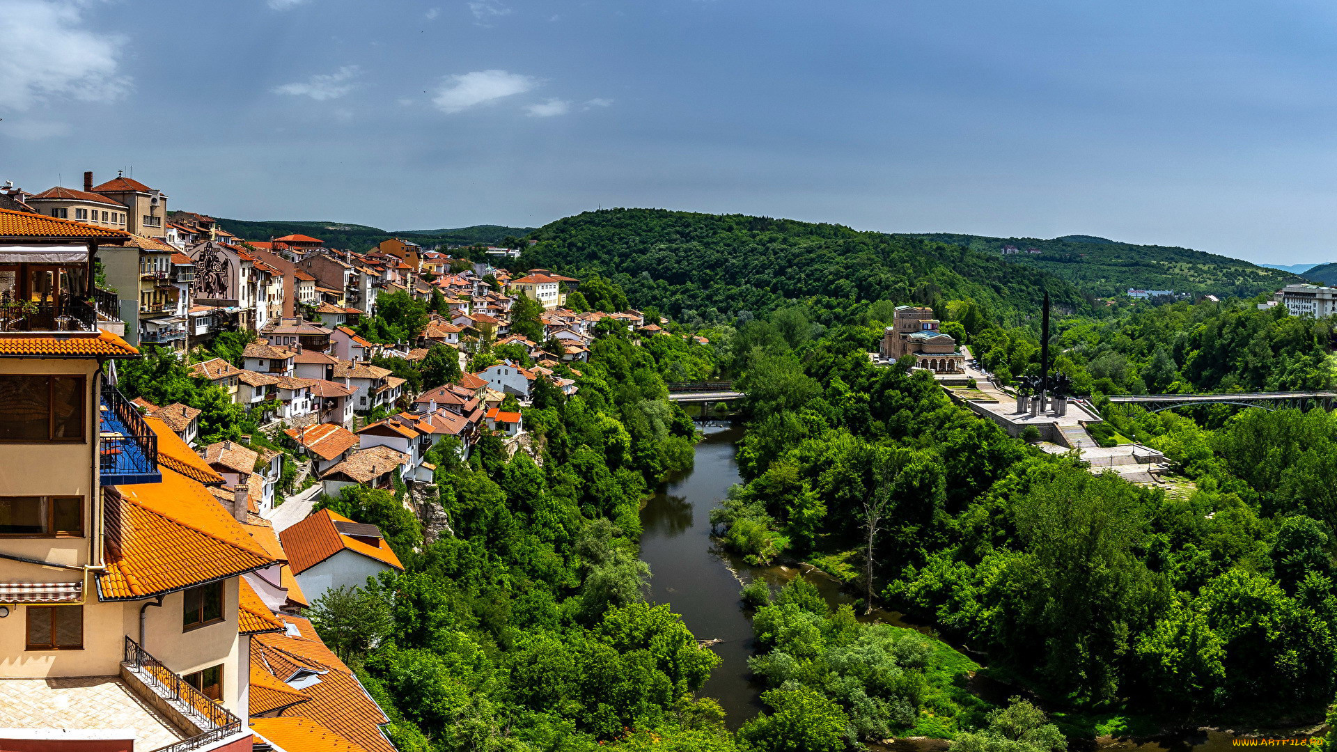 Международная панорама заставка какой группы